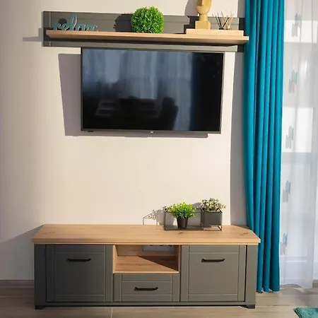 Old Town Apartment *